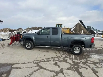 2009 gmc 2500hd snowplow truck Image# 1