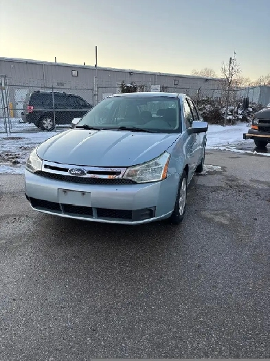 2009 Ford Focus Se 4cyl 5sp AC loaded Cert and warranty Image# 1