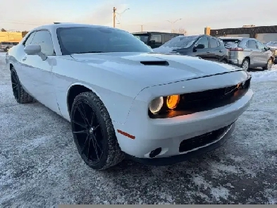 2017 DODGE Challenger SXT Plus Image# 1