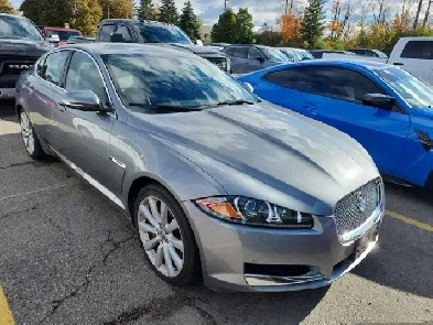 2013 Jaguar XF 4dr Sdn V6 AWD NAVI/LEATHER/SUNROOF/LOADED!! Image# 1