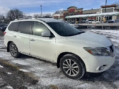 Nissan Pathfinder 4 WD SL 2015 Image# 1
