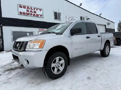 2010 Nissan Titan Very clean truck. Two sets of wheels and tires Image# 1