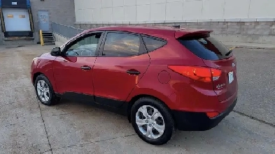 2015 Hyundai Tucson AWD Image# 1