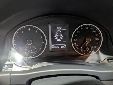 2015 Volkswagen Tiguan SE AWD Image# 1