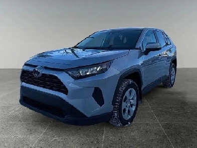 2022 Toyota RAV4 LE / Heated Seats / Back Up Camera Image# 1