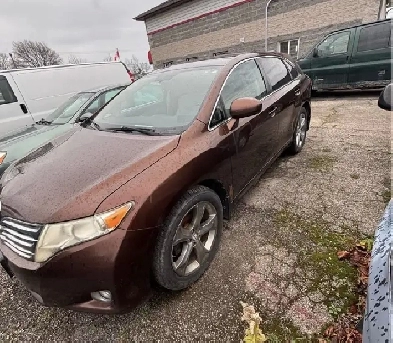 2012 Venza Limited Push button 350,000km Image# 1