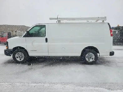 2006 GMC Savana Cargo Van 2500 ONLY 85,000KM-LADDER RACKS-SHEL Image# 1