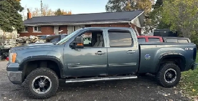 2009 GMC SIERRA 2500HD 4X4 Crew cab Image# 1