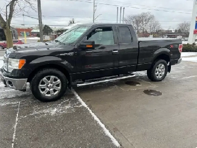 only 130km 2014 Ford F150, XTR in  excellent shape Image# 1