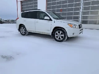 2007 Toyota RAV4 Limited AWD V6 Image# 1