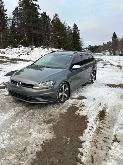 Volkswagen golf sportwagen 2018 4motion Image# 1