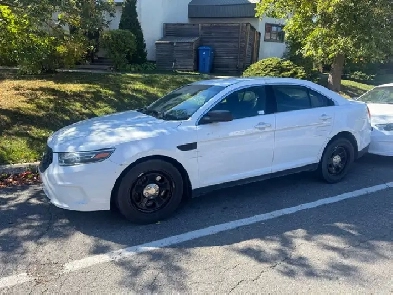 2016 Ford Taurus Police Interceptor AWD Image# 1