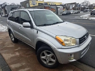 2003 Toyota RAV4 Image# 1