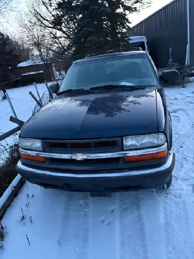 2000 blazer Image# 1