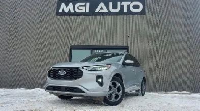The 2023 Ford Escape ST-Line Select -  OEM Remote Start, Low kms Image# 1