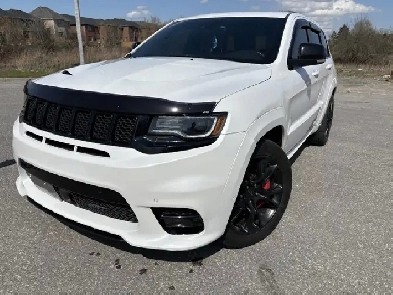 2017 WHITE JEEP GRAND CHEROKEE SRT | FULLY LOADED | LOW KM Image# 1