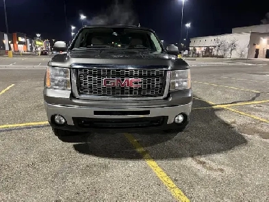 2013 GMC Sierra SLT Z71 Image# 1