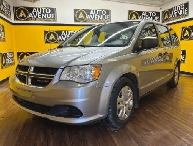 2018 Dodge Grand Caravan SXT - 3.6L V6! BACKUP CAM! Image# 1