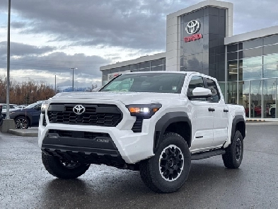 2025 Toyota Tacoma 4x4 Double Cab AT SUNROOF  HEATED SEATS  RU