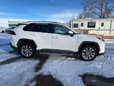 2021 TOYOTA RAV4 XLE PREMIUM AWD Image# 1