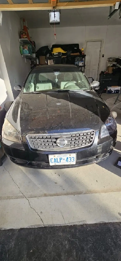 ALTIMA NISSAN 2005 - GREAT CONDITION & WORKING WELL Image# 1