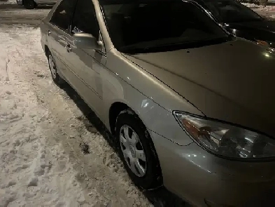 Toyota Camry 2004 LE - One Owner- No Accident Image# 1