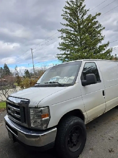 2012 Ford E250 cargo van Image# 1