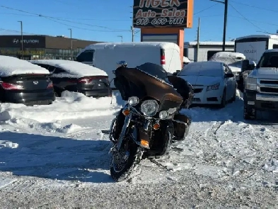 2013 HarleyDavidson Electra Glide 2 TONE PAINT EXHAUST MANY U