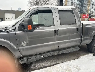 2012 F250 4x4 DIESEL