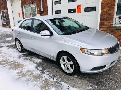 MOTEUR FLAMBANT NEUF KiA FORTE EX BLUETOOTHTBONNE MCANIQUE