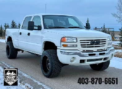 20045 GMC Sierra SLE 2500HD 4x4 LLY Diesel AMAZING SHAPE