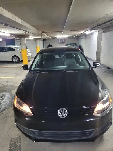 Jetta Volkswagen 2014 Noire en Bonne Condition