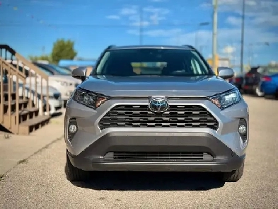2020 Toyota RAV4 XLE