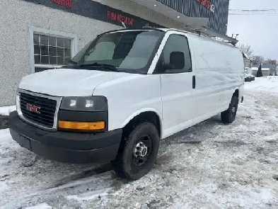 2020 GMC Fourgonnette Savana utilitaire cargo  rack a chelle