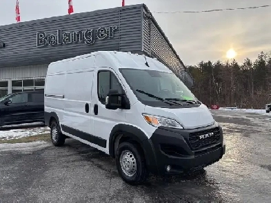 2025 Ram ProMaster Cargo Van Tradesman 2500 High Roof 136 WB wP