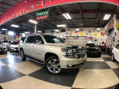 2017 Chevrolet Suburban PREMIER EXT 7 PASS 4WD LEATHER SUNROOF N