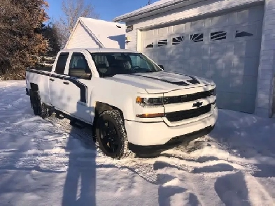 2017 SILVERADO RALLY 1
