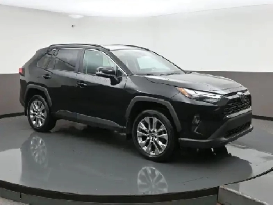 2023 Toyota RAV4 XLE SALE! DECEMBER CLEAROUT PRICING UNTIL DECEM Image# 1