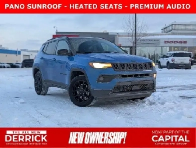 2024 Jeep Compass Altitude 4x4  PANORAMIC SUNROOF