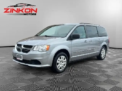 2017 Dodge Grand Caravan SXT | ONE-OWNER | CLEAN CARFAX | STOW N Image# 1