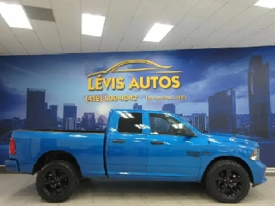 RAM 1500 2022 CLASSIC EXPRESS QUAD CAB 4X4 V8 5,7L BOITE 6.4 Image# 1