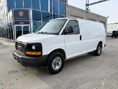 2015 GMC Savana Cargo Van 2500 Image# 1