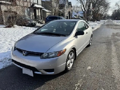 2008 Honda civic coupe Apple car play 4000$ Image# 1