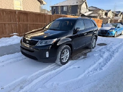 2014 Kia Sorrento LX premium active status amazing condition Image# 1