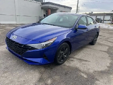 2022 Hyundai Elantra Preferred IVT w/Sun & Tech Package Image# 1
