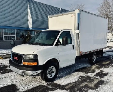 2010 GMC Savana 3500 Roue Simple Boîte Cube 12 Pieds Image# 1