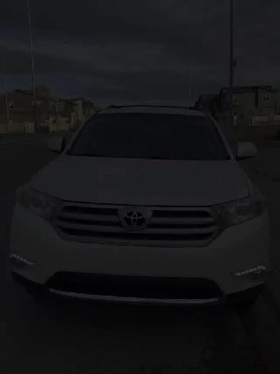 2013 Toyota Highlander Image# 1