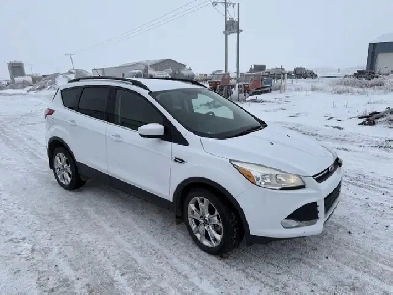 2014 Ford Escape SE 4WD Image# 1