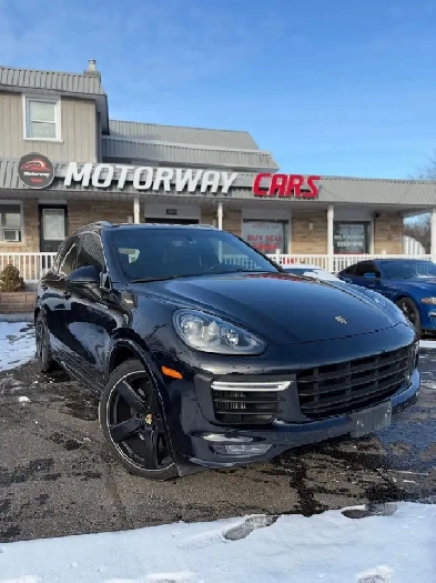 2016 Porsche Cayenne GTS | LEATHER | SUNROOF | EXHAUST VALVE | Image# 1