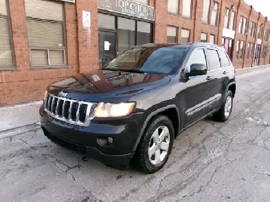 2011 Jeep Grand Cherokee Laredo LEATHER | 4X4 | ALLOYS Image# 1